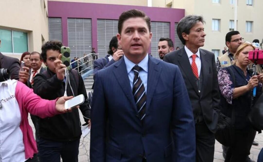 Si se confirma la exoneración a Medina ya solamente estaría sujeto a una investigación por peculado, al ser señalado de usar con fines personales un helicóptero del gobierno estatal (Foto: Archivo / EFE)