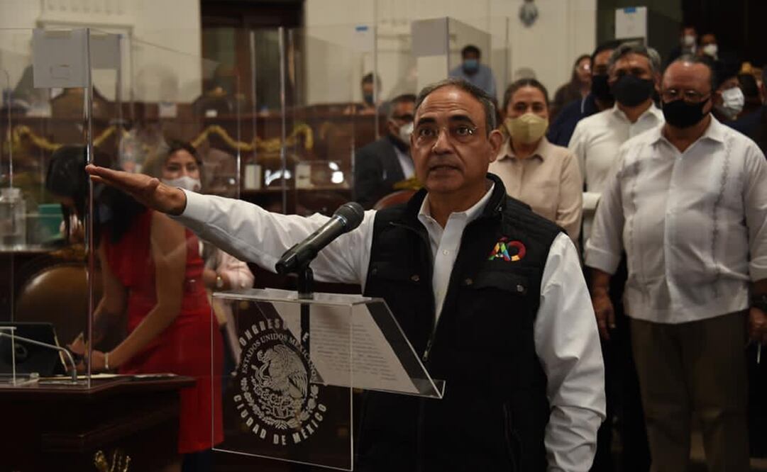 Sin opusición de algún diputado, esta mañana el pleno del Congreso local eligió, por mayoría, a Alberto Esteva Salinas como alcalde sustituto en Álvaro Obregón. Foto: Especial