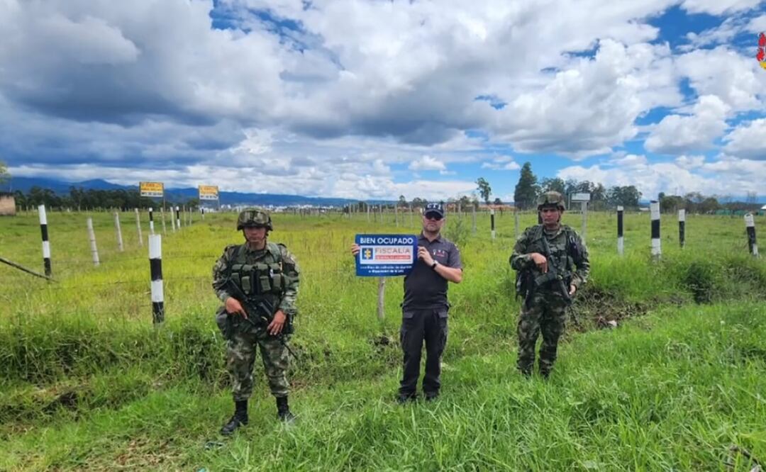 La fiscalía colombiana compartió la foto de las propiedades incautadas. Foto: Especial