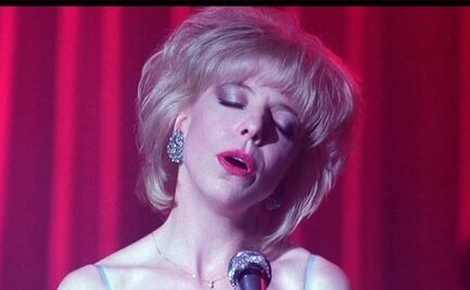 Fallece Julee Cruise, la voz de la canción principal de la serie "Twin Peaks"