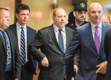 Abogados dejan a Harvey Weinstein