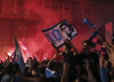 Tragedia en Nápoles: Un muerto y tres heridos de bala en la celebración del 'Scudetto'