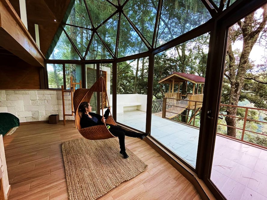 Kuppel Camp-Glamping con domos, puentes colgantes y casitas del árbol. Foto: Kuppel Camp-Glamping