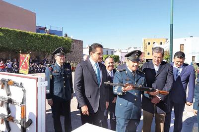 Silvano Aureoles agradece labor de Fuerzas Armadas