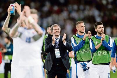 Inglaterra se topa con muro eslovaco