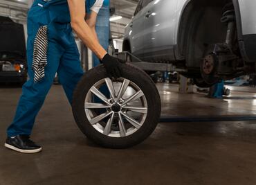 Qué presión deben tener las llantas del auto en época de lluvias