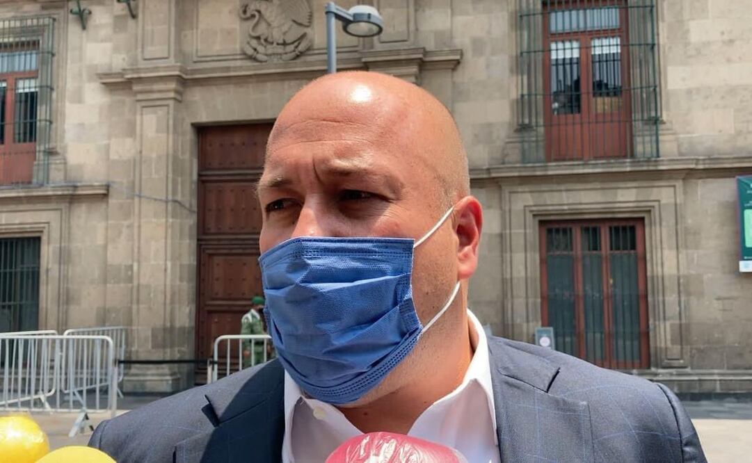 Enrique Alfaro, gobernador de Jalisco, a su salida de Palacio Nacional / Foto: Pedro Villa y Caña. EL UNIVERSAL