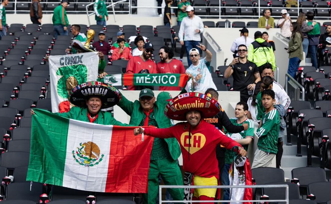Emoción de la afición en el primer partido México-Portugal. Foto: Hugo Salvador/EL UNIVERSAL