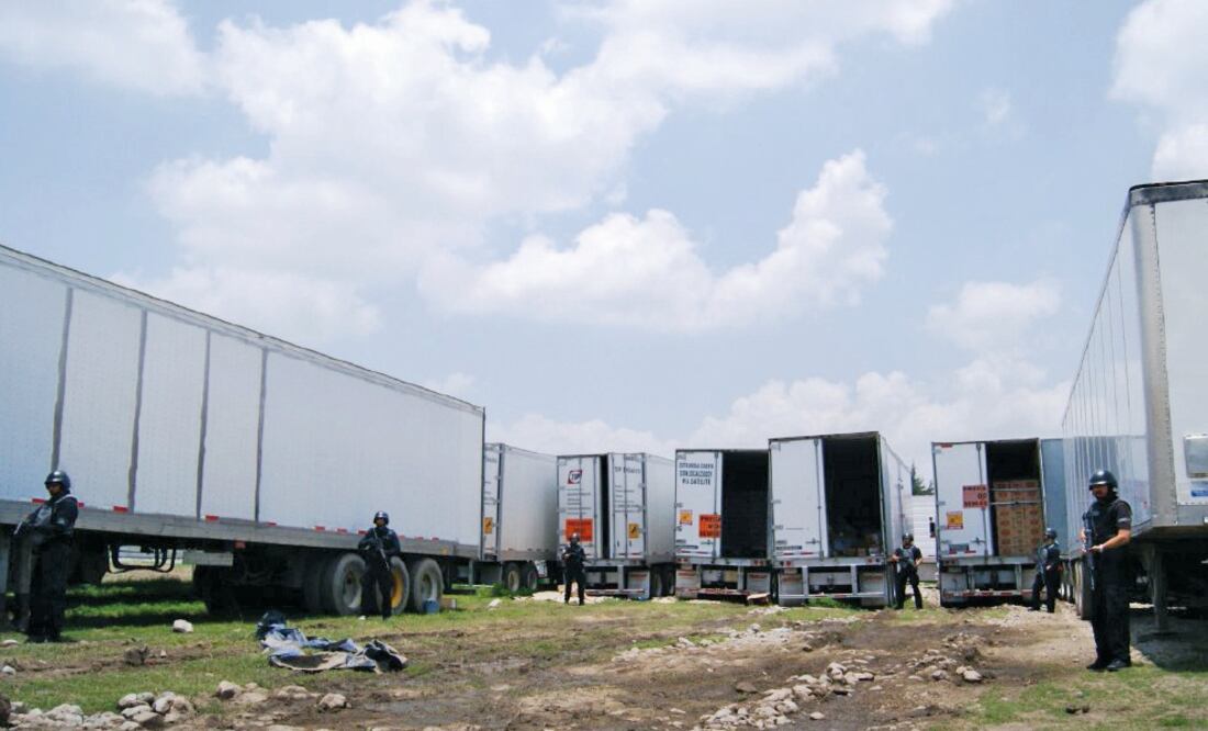 El diputado Gerardo Peña Flores (PAN) propuso reformar el Código Penal Federal para imponer una pena de ocho a 15 años de prisión, por el robo de mercancías al servicio de autotransporte federal. Foto: archivo/EL UNIVERSAL