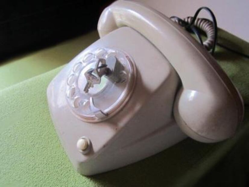 Antes se ponían candados a los teléfonos fijos