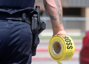 Hallan muertos a miembros de una familia en vivienda de West Valley, Utah; adoloscente fue trasladado al hospital