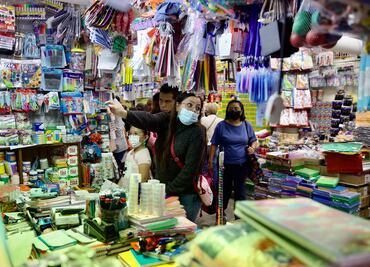 Regreso a clases agarra a papás sin efectivo; Banxico confirma caída en circulación de billetes y monedas