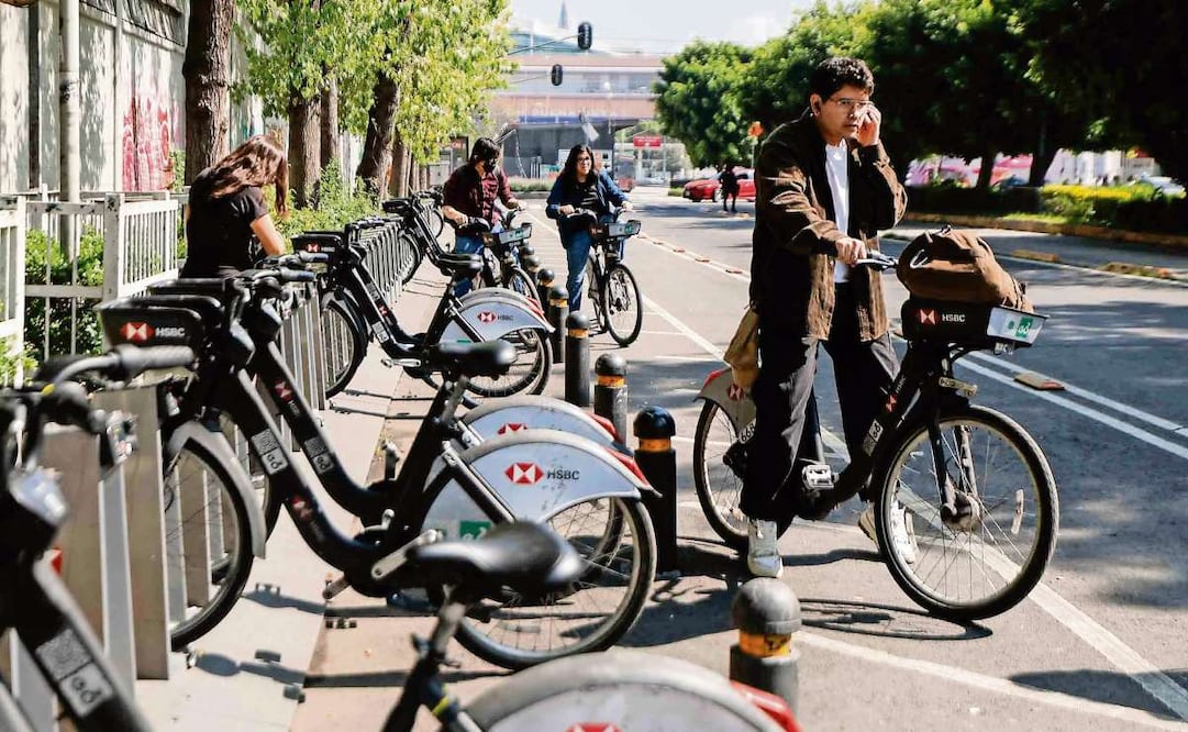 Usuarios de Ecobici coincidieron en que se necesita mejorar las bicicletas, pues las fallas son recurrentes. Foto: DIEGO SIMÓN SÁNCHEZ/EL UNIVERSAL