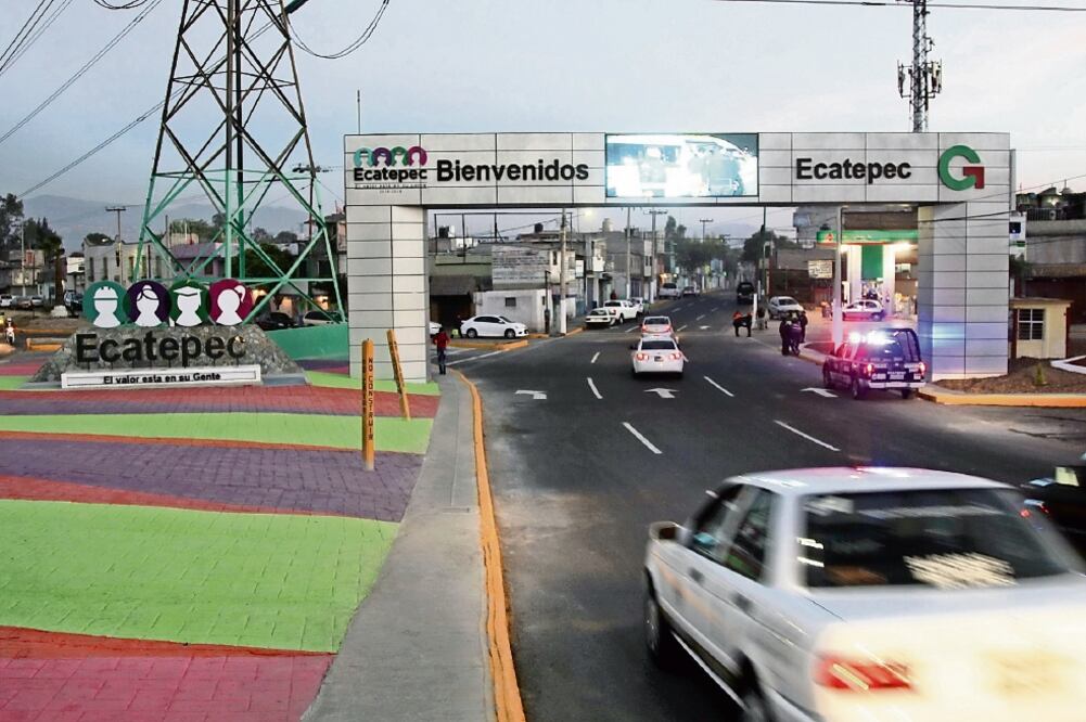 Los aparatos están instalados en las entradas y salidas a la Ciudad de México y conectados al Centro de Mando local C4 y al Centro de Control C5. (CORTESÍA ECATEPEC)