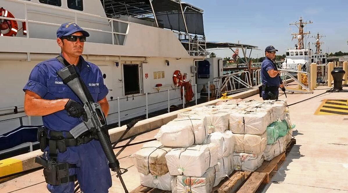 Decomiso de droga en una aduana marítima en territorio estadounidense. Foto: DHS