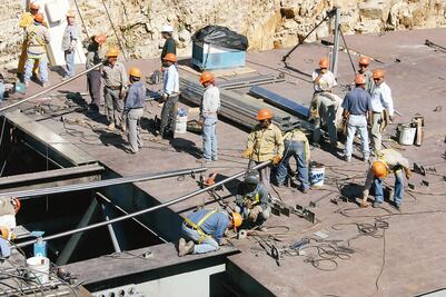 Piden a Sheinbaum permitir participación de empresas privadas en construcción de infraestructura