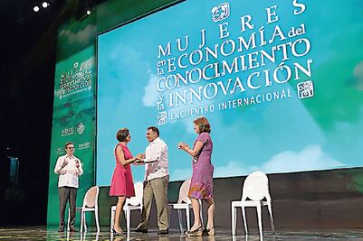 Exigen trabajar por igualdad de género   