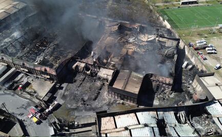Controlan en 90% incendio en empresa Inova Plastics de San Nicolás de los Garza en Monterrey