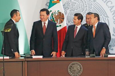 EPN presenta estrategia para 50 alcaldías violentas