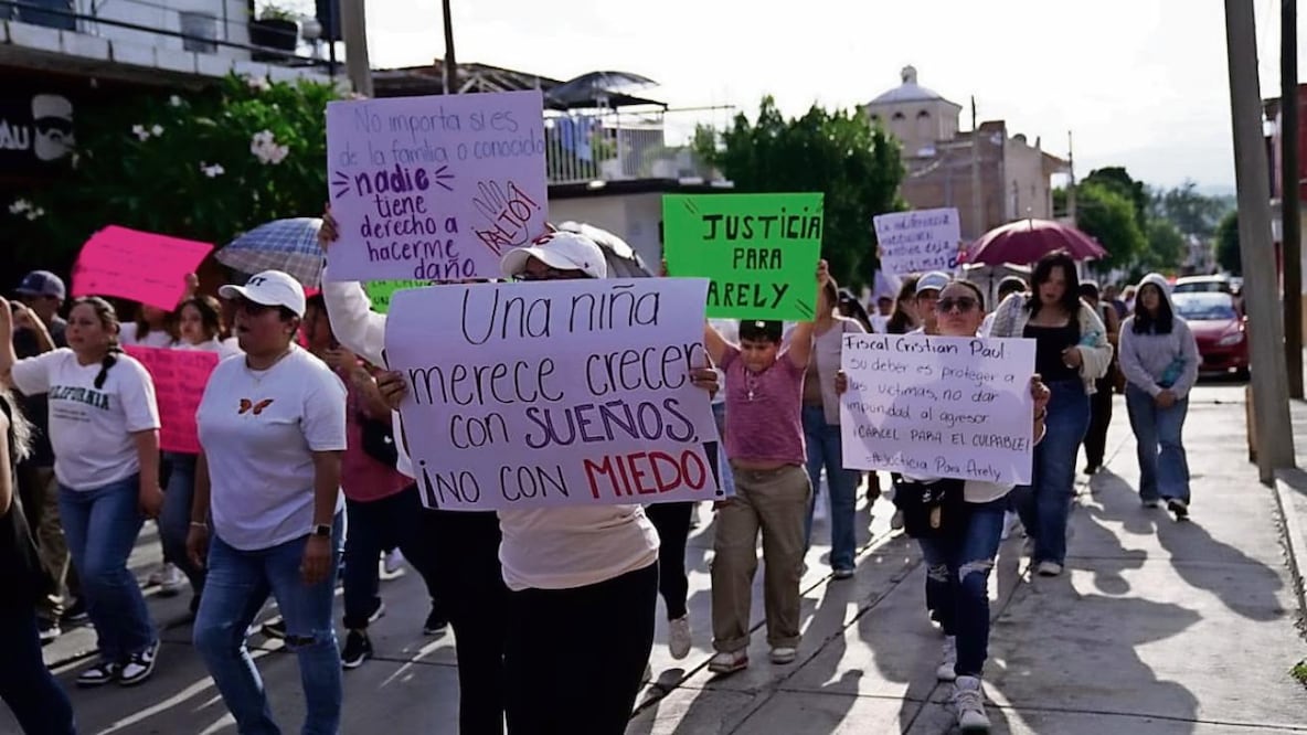 habitantes de la comunidad Aguacate de Abajo, del municipio de Tabasco