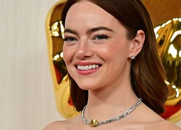 A Emma Stone se le rompió el vestido en los Premios Oscar 2024