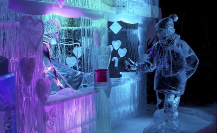 Convierten toneladas de hielo en enormes esculturas