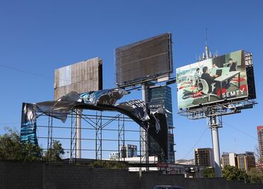Rachas de viento en Monterrey dejan daños y 2 lesionados