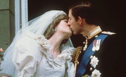 Publica AP filme restaurado de boda del príncipe Carlos y Diana