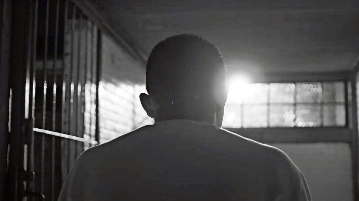 Por primera vez en la historia, México reconoció el reclutamiento infantil; sin embargo, hay muy pocas acciones para proteger a los menores de la trata y corrupción, subraya la organización Reinserta. Foto: Especial