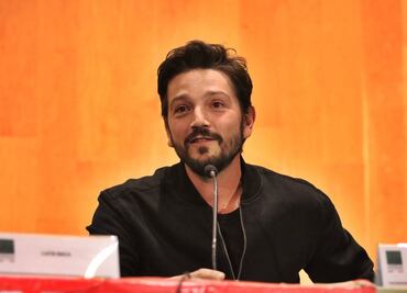 AMLO cambió "de repente" postura sobre Guardia Nacional: Diego Luna