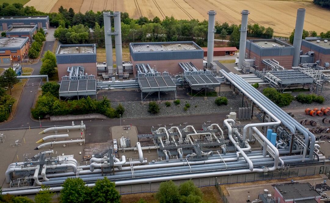 Estonia comenzó a restringir las importaciones de gas natural ruso en primavera de 2022, en respuesta a la invasión de Ucrania, y en la actualidad compra solo pequeños volúmenes, por lo que no se espera que la nueva restricción, que entrará en vigor el próximo 1 de enero, afecte de forma significativa a la economía del país báltico, según el gobierno. Foto: AP