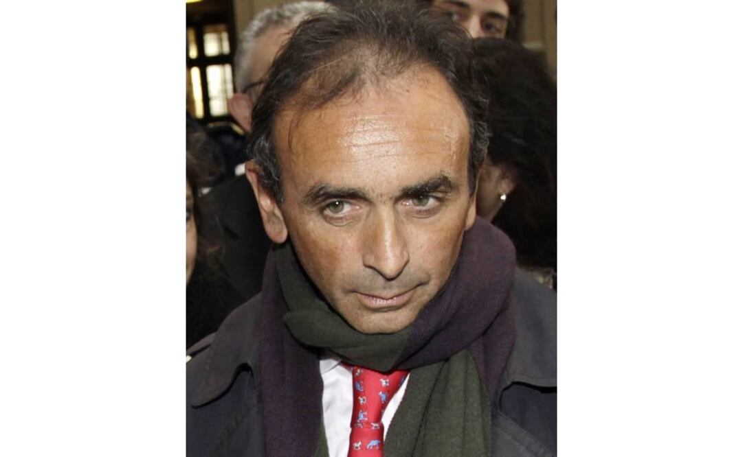 Francia: Policía investiga a escritor por apología al terrorismo