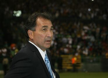 El siguiente es Mario Carrillo: Chelís