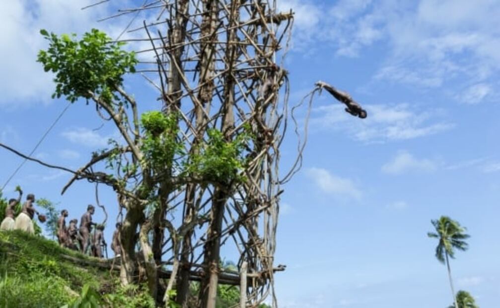 Extraños rituales que todavía se mantienen vivos en pueblos remotos