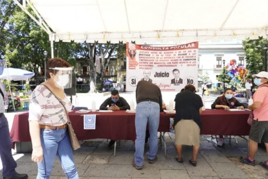 Morena en Oaxaca irá casa por casa recolectando firmas para enjuiciar a expresidentes