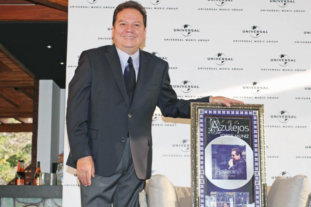 El Coque recibió Disco de Oro por más de 60 mil copias vendidas (AGUSTÍN SALINAS. EL UNIVERSAL)