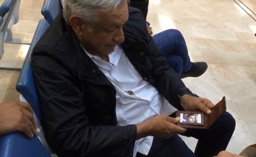 López Obrador estrena cartera previo al debate