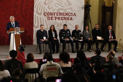 En 2 meses, robo de combustible pasó de 56 mil a 8 mil barriles diarios: AMLO