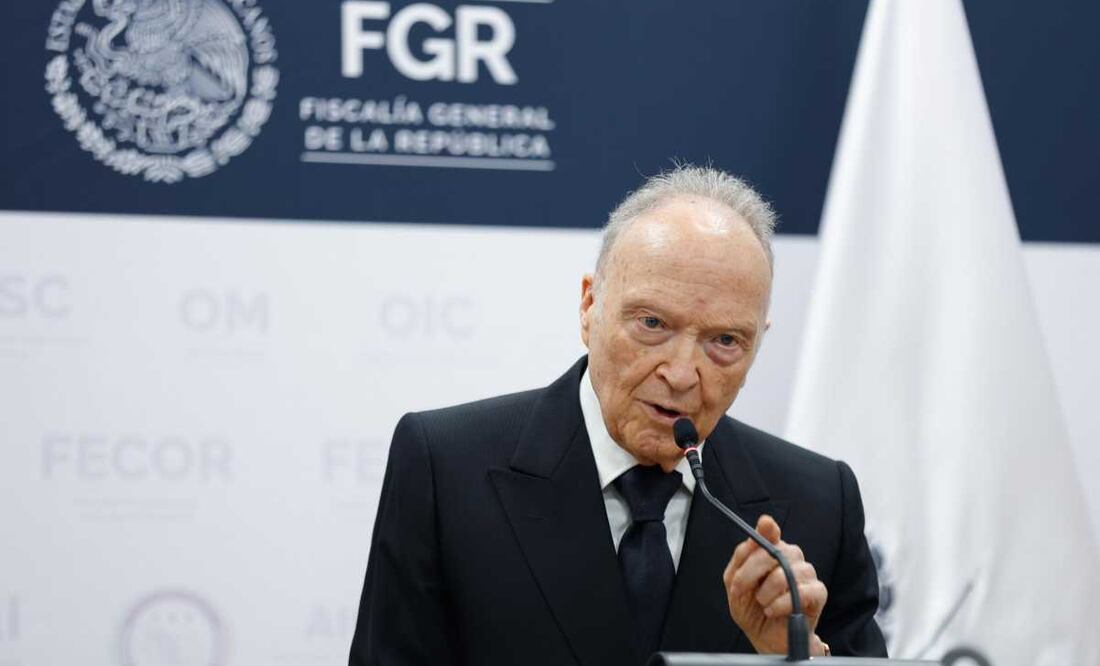 Alejandro Gertz Manero, titular de la FGR en conferencia este 29 de abril del 2025. Foto: Diego Simón / EL UNIVERSAL
