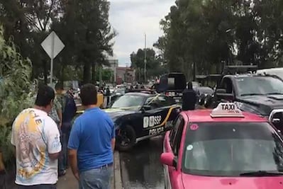 Asesinan a taxista por salpicar a una pareja