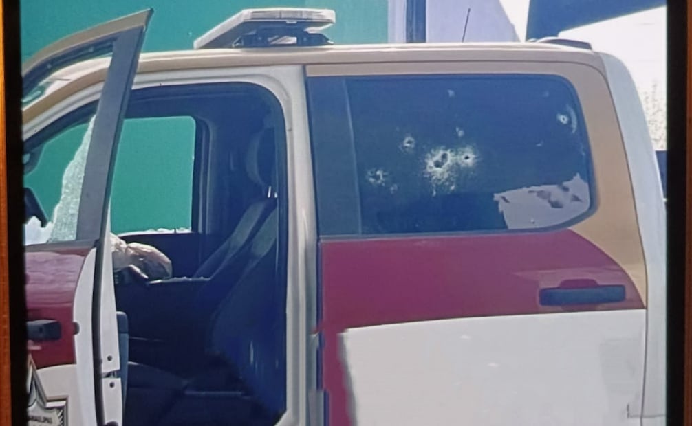 Hombres armados atacaron a los estatales luego de se encontraban realizando recorridos de seguridad. Fotos: Especiales.