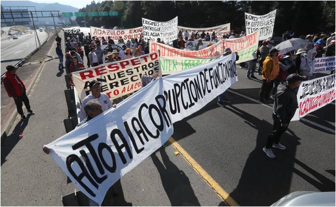 Manifestación de comuneros de San Jerónimo Acazulco en la carretera México-Toluca. Foto: Jorge Alvarado/ EL UNIVERSAL