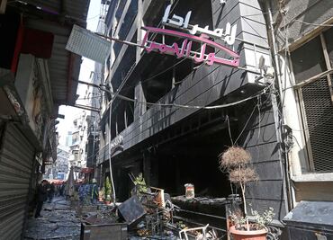 Al menos once muertos en incendio de centro comercial en Damasco