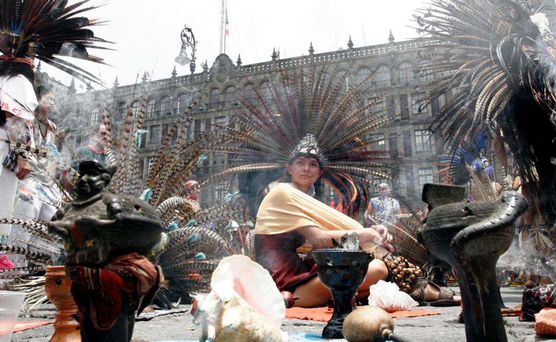 Secretaría de Gobierno se pronuncia a favor de danzantes del Zócalo 