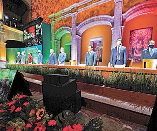 Tasa de tarjetas de crédito bajará 30%, anuncia SHCP