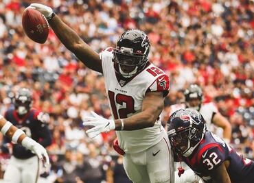 Mohamed Sanu, otra arma a la ofensiva de Tom Brady