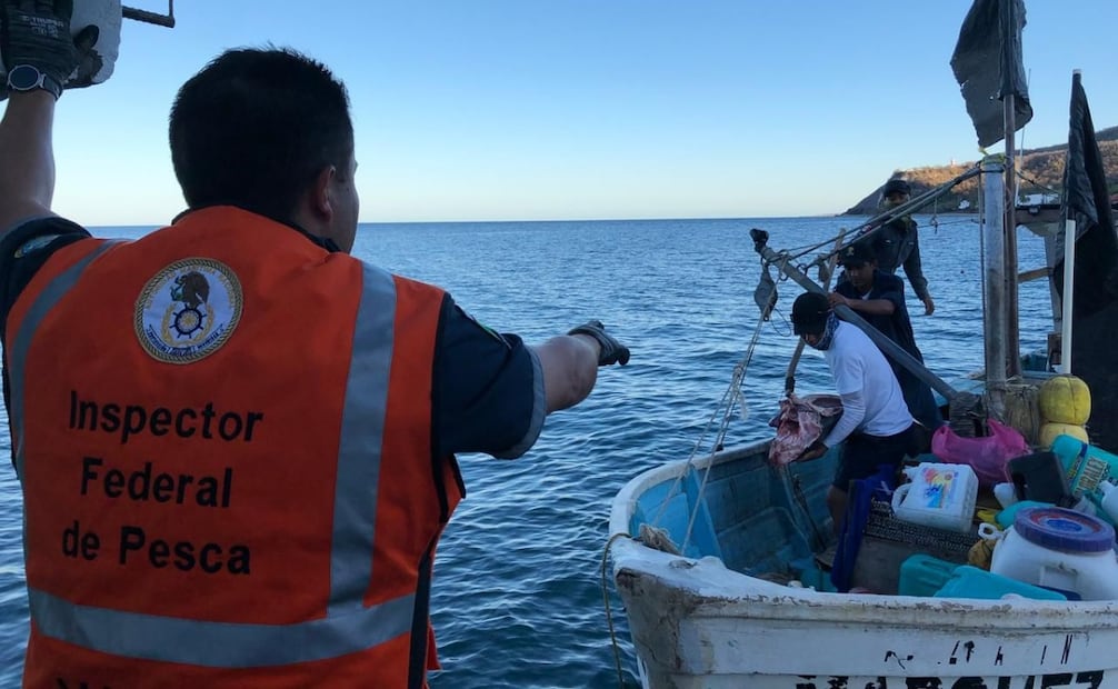 La embarcación se encontraba dentro del
polígono del Área Natural Protegida correspondiente a la Reserva de la Biosfera Islas Marías, Nayarit. Foto: especial