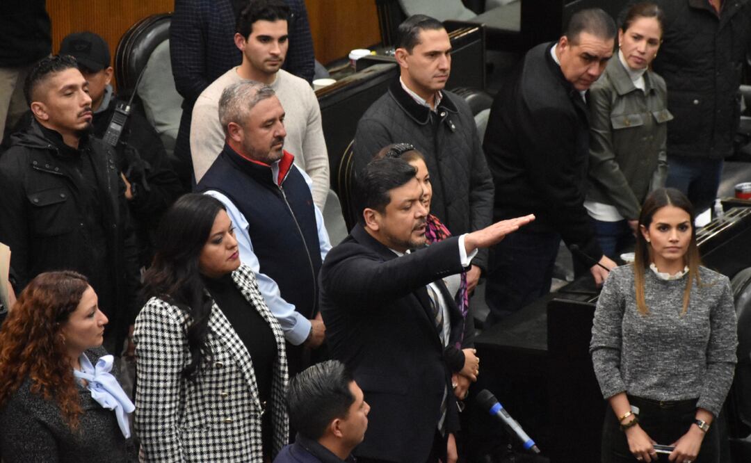 Toma de protesta de Luis Enrique Orozco como gobernador interino de Nuevo León. Foto: Emilio Vásquez archivo/EL UNIVERSAL