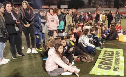 Equipo varonil insulta a sus compañeras de equipo femenil