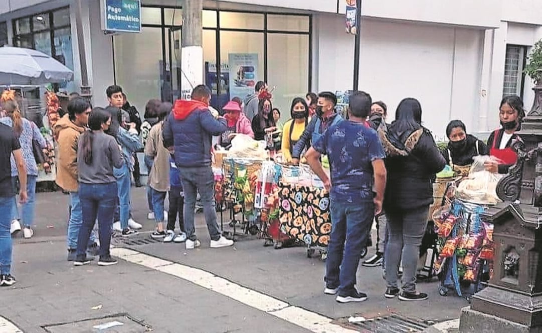Empresarios consideran que el comercio ambulante se ha desbordado en nueve municipios mexiquenses.
